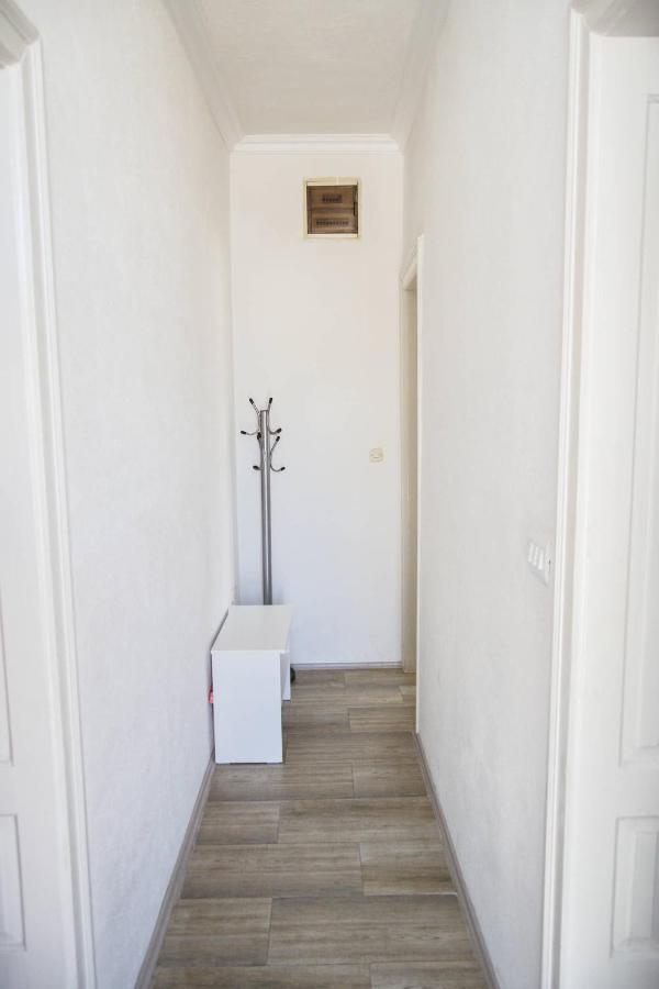 Darki Apartment - Bazaar Location With Free Parking オフリド エクステリア 写真